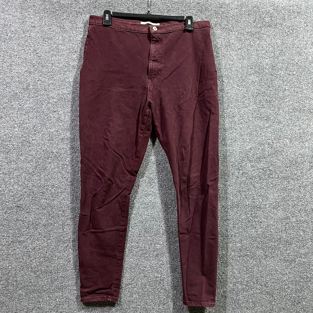 Levi's Runaround Super Skinny Jeans Womens Large‎ Burgundy Denim Cotton Stretch